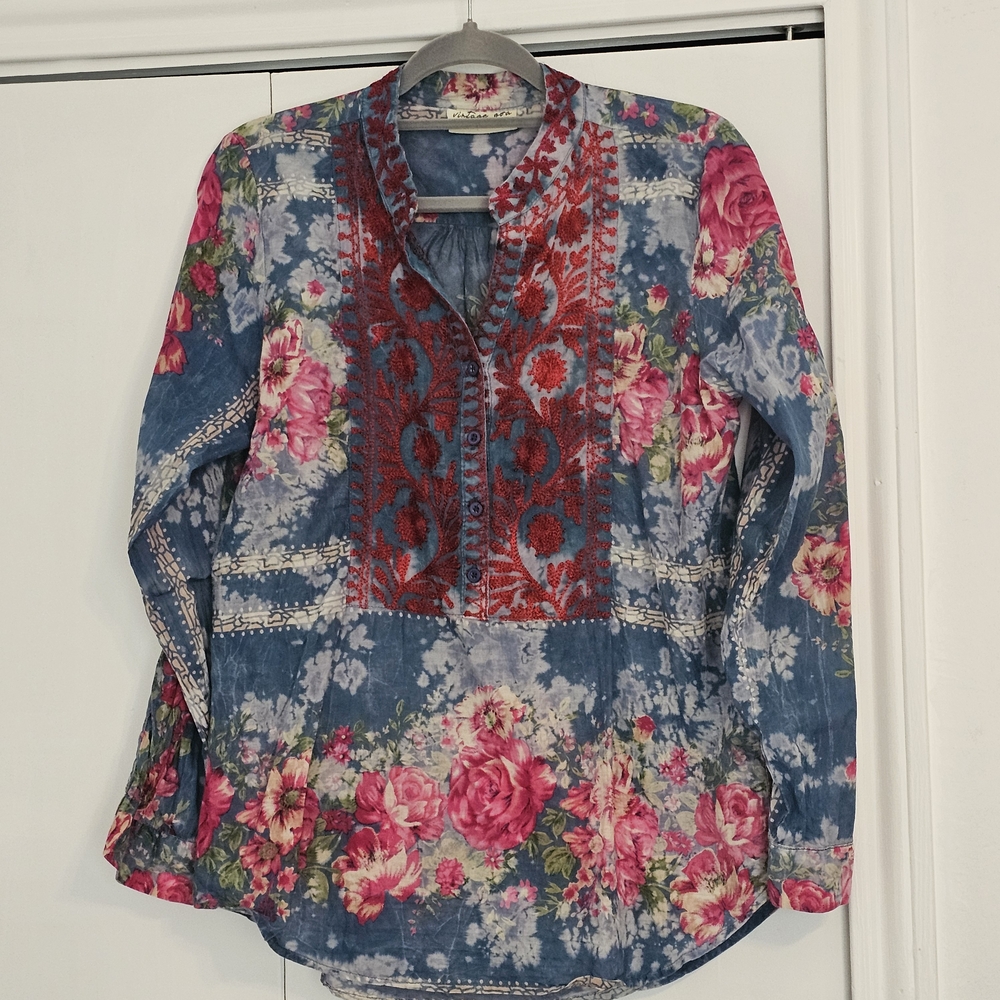 Vintage Moa Blouse with Beautiful Embroidery